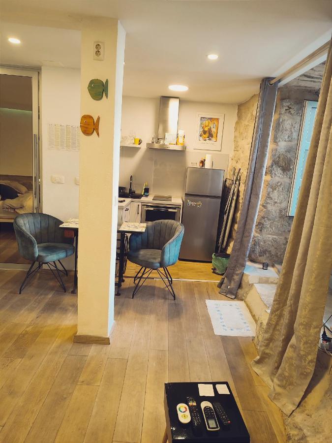 Studio Apartman Fondo Сплит Екстериор снимка